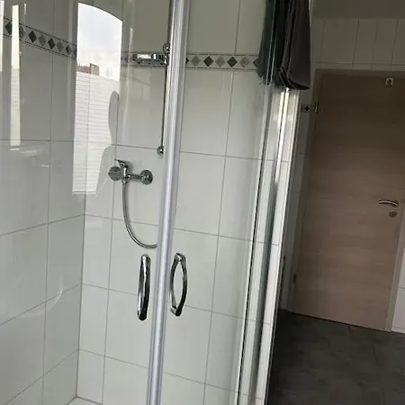 Apartment Gemütliche Ferienwohnung *